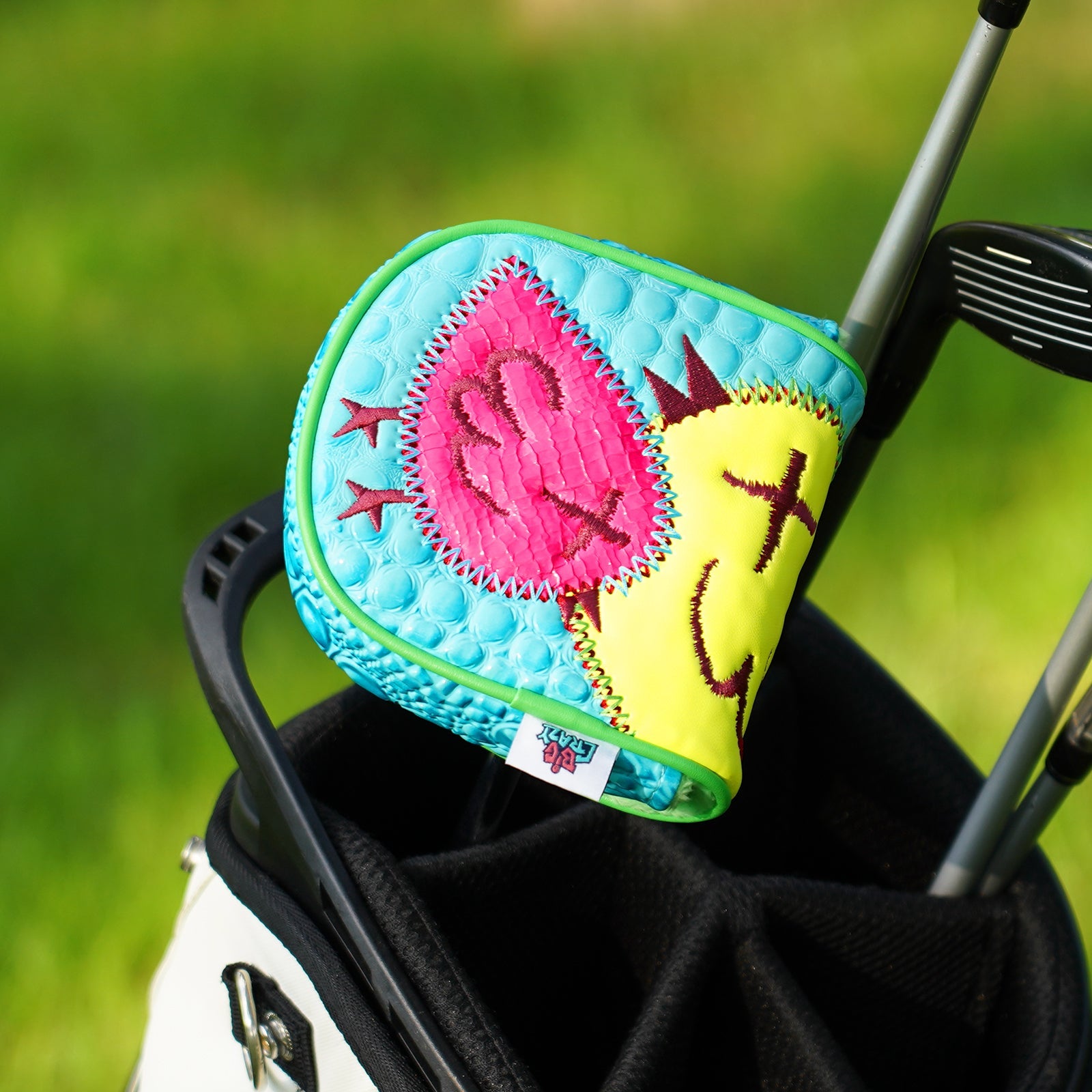 Blue Crocodile Graffiti Bird Driver Golf Headcover